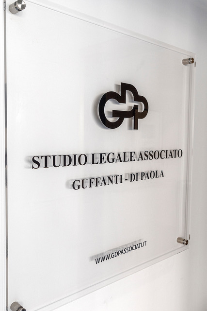 Targa Studio Legale Associato Guffanti - Di Paola